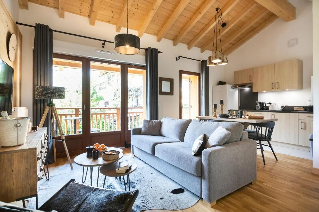 Terresens - Le Pre D'Anne Chloe Apartment Samoens 0*,  France